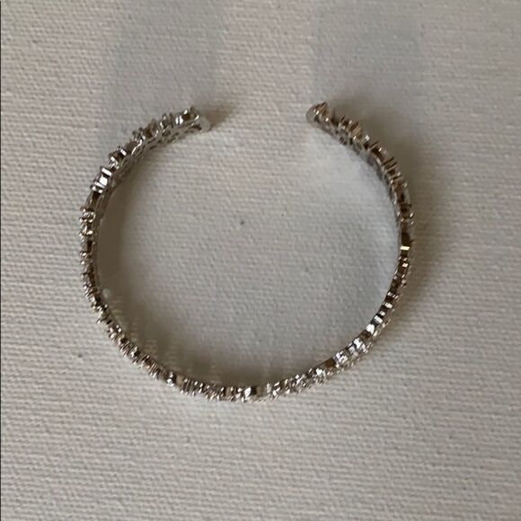 Pretty Crystal Cuff    - Picture 2 of 3